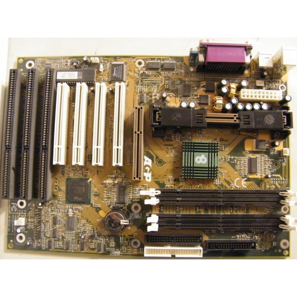 Slot1 Chaintech 6BTM0-N100A